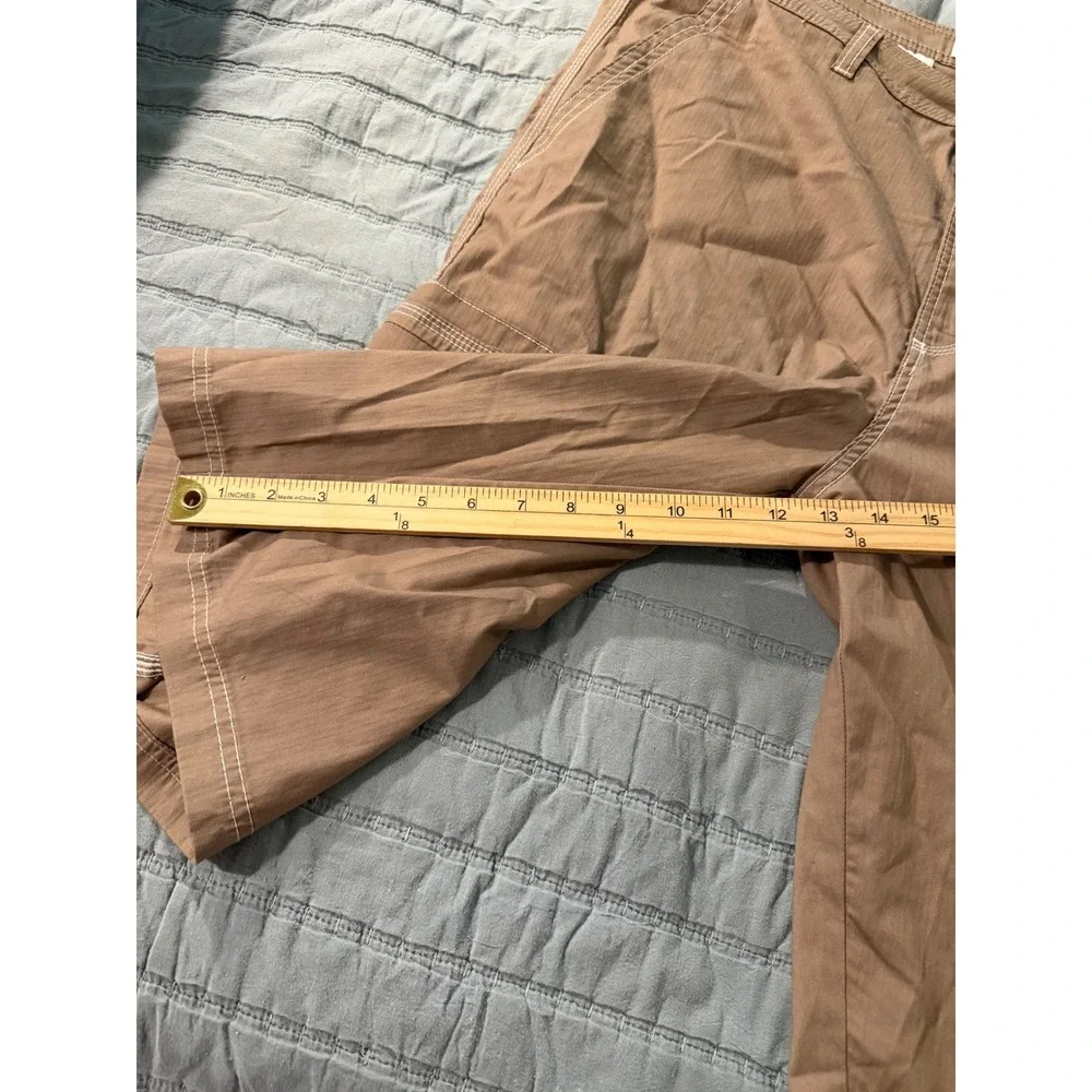 BKE Blaze Standard Fit Cargo Shorts Mens 38 Desert Taupe Contrast Stitch B6789